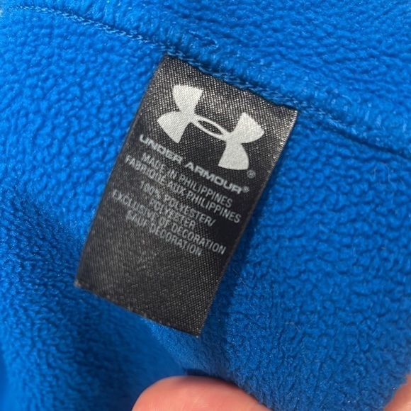 Under armour medium loose light zip up jacket - Picture 5 of 6